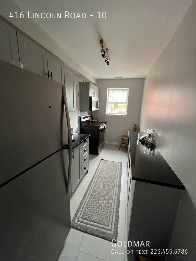 property at 416 Lincoln Rd