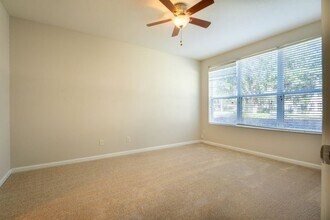 2679 Metro Sevilla Dr in Orlando, FL - Building Photo - Building Photo