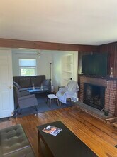 24 Sherwood Dr in Westport, CT - Building Photo - Building Photo