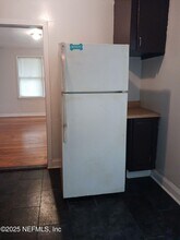 2052 W 17th St in Jacksonville, FL - Building Photo - Building Photo