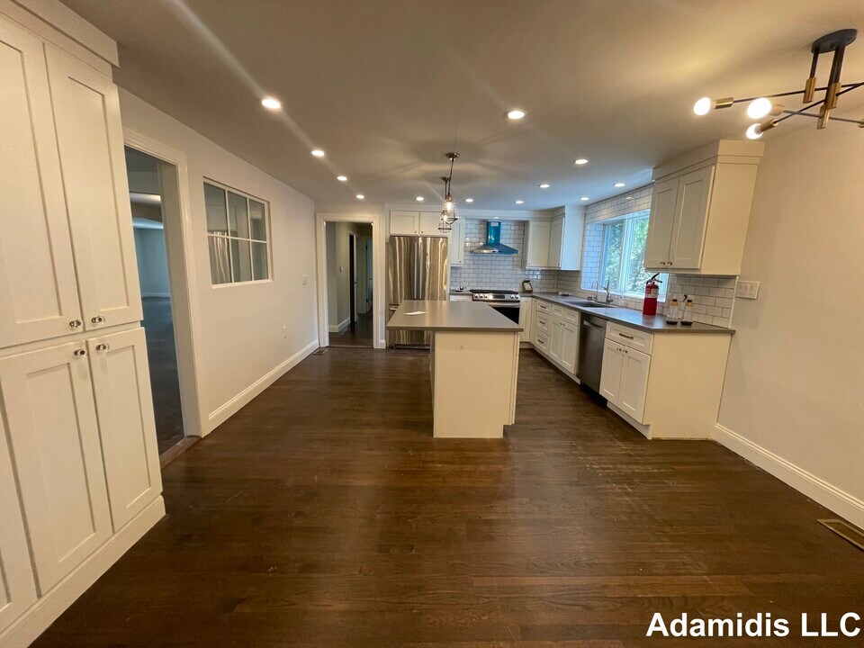 30 Allandale St in Boston, MA - Building Photo
