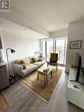 556 Marlee Ave in Toronto, ON - Building Photo - Building Photo