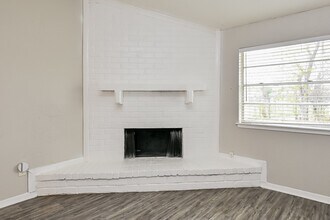 4927 Kilkenny Dr in Houston, TX - Building Photo - Building Photo