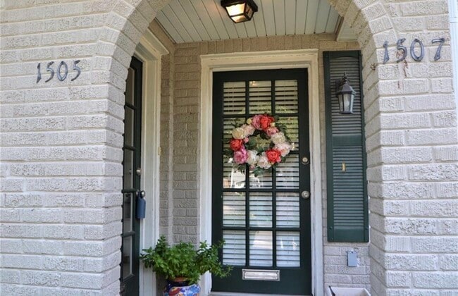 1505 McDuffie St in Houston, TX - Building Photo - Building Photo