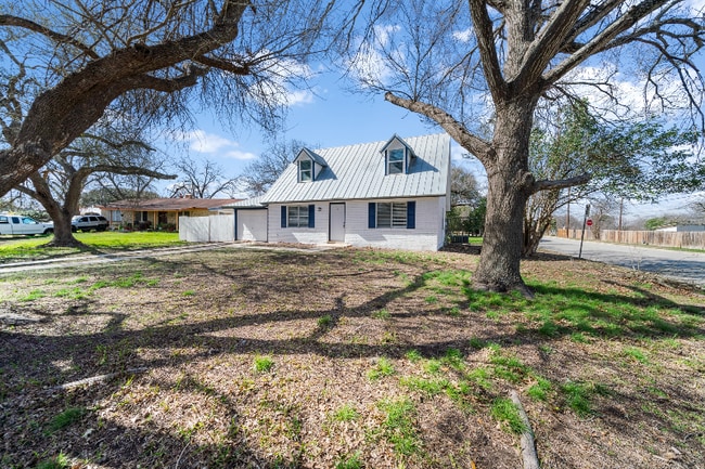 property at 943 North