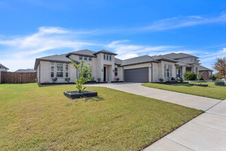 708 Lemmon Ln in Forney, TX - Building Photo - Building Photo