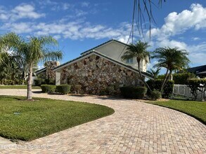 215 Andros Ave in Cocoa Beach, FL - Building Photo - Building Photo