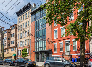 318 Madison St in Hoboken, NJ - Foto de edificio - Building Photo