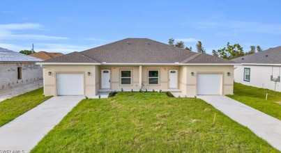 12210-12210 Tetzel Ave in Port Charlotte, FL - Foto de edificio - Building Photo