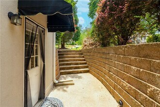3655 Brisbane Dr in Marietta, GA - Building Photo - Building Photo