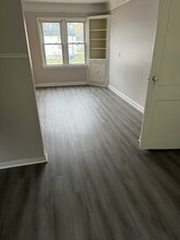 8851 Hugh St in Livonia, MI - Building Photo - Building Photo