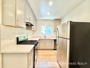 859 S New Hampshire Ave, Unit 101 in Los Angeles, CA - Foto de edificio - Building Photo