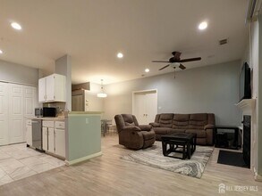 6071 Cedar Ct in South Brunswick, NJ - Building Photo - Building Photo
