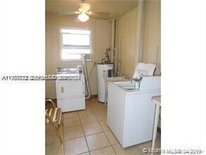 620 NE 12th Ave in Hallandale Beach, FL - Building Photo - Building Photo