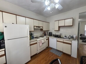 37 Harvard St, Unit #1 in Brookline, MA - Building Photo - Building Photo