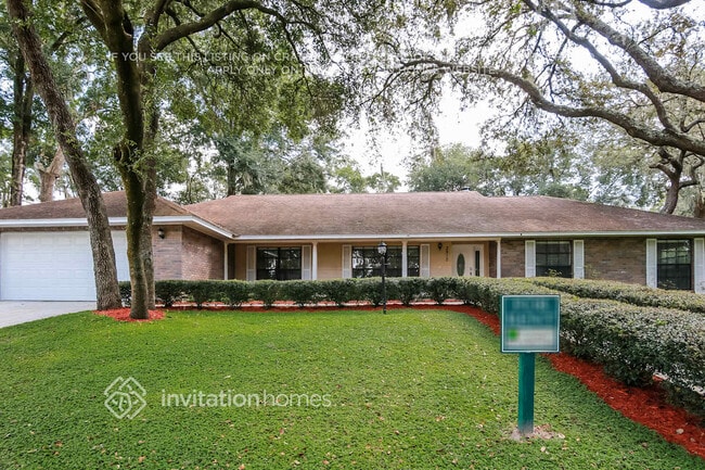property at 3910 Buttonwood Ct