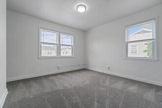 43 Midland Heights Cir in Midland, PA - Building Photo - Building Photo