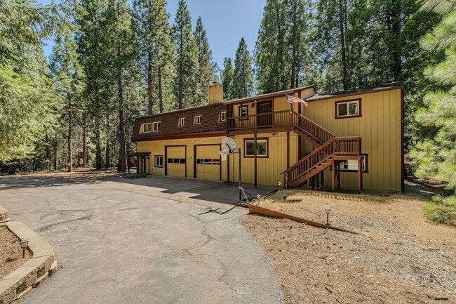 property at 26010 Sugar Pine Dr
