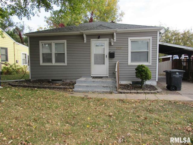 3217 26th St in Rock Island, IL - Building Photo