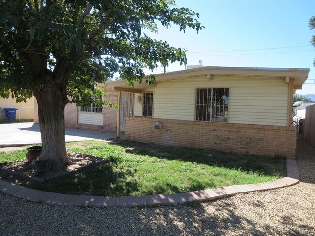 property at 10533 Champlain St