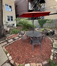 853 N Wolcott Ave, Unit 1 in Chicago, IL - Building Photo - Building Photo