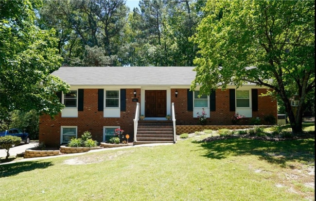 146 Lofton Dr in Fayetteville, NC - Building Photo - Building Photo