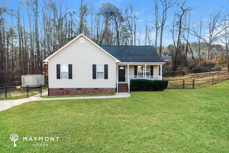 210 Dover Dr in Bessemer City, NC - Building Photo - Building Photo