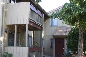 Cottages At Glenda in Reno, NV - Building Photo - Building Photo