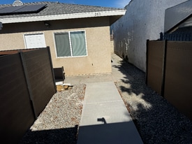 282 E 2nd St in San Bernardino, CA - Building Photo