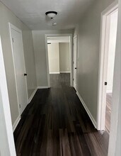 469 E Brandeis Ave, Unit 1 in Louisville, KY - Building Photo - Building Photo