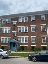 2537 N Erie St in Toledo, OH - Building Photo - Building Photo