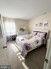 64 Dover Ct in Washington Township, NJ - Building Photo - Building Photo