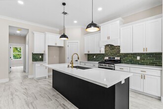 244 Fawn Dr in Livingston, TX - Building Photo - Building Photo