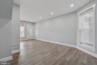 162 N 62nd St in Philadelphia, PA - Building Photo - Building Photo