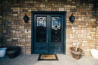 302 Lake Clark Ct in Laredo, TX - Building Photo - Building Photo