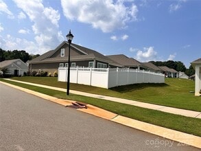 4556 Stellata Loop, Unit 05206 in Lake Norman of Catawba, NC - Building Photo - Building Photo