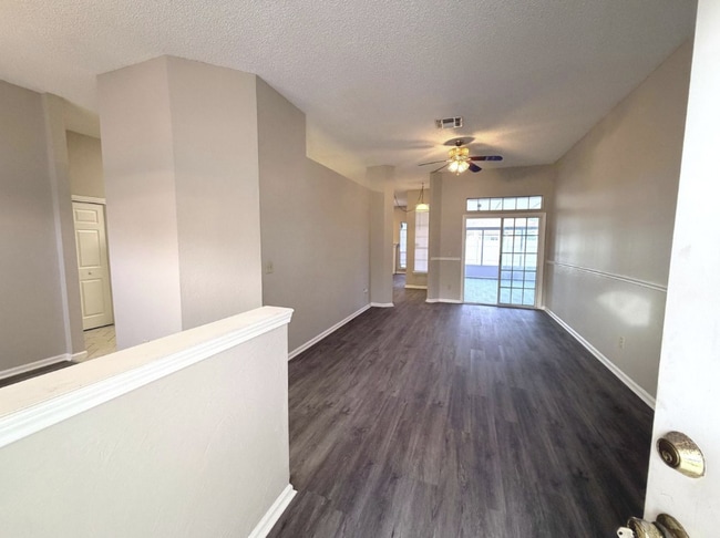 1930 Hollington Dr in Jacksonville, FL - Building Photo - Building Photo