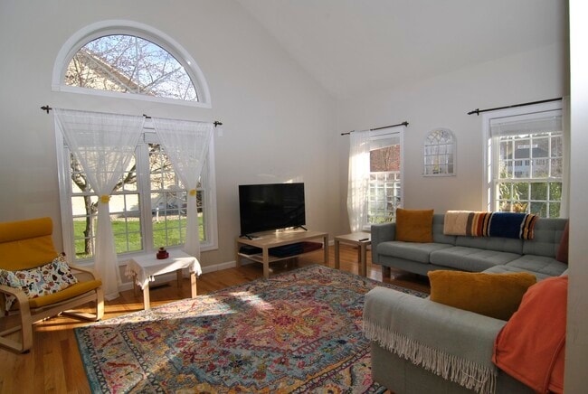9 Tether Rd in Bedford, NH - Building Photo - Building Photo