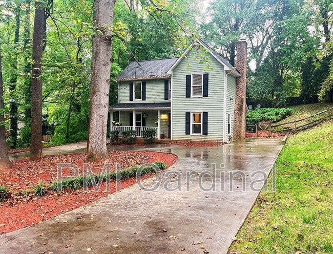 7348 Oakwood Ln