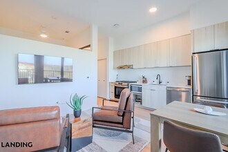 2623 Keene St, Unit 503 in Houston, TX - Building Photo - Building Photo