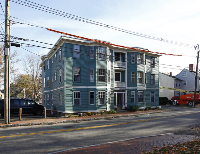 134 South St in Portsmouth, NH - Building Photo - Building Photo