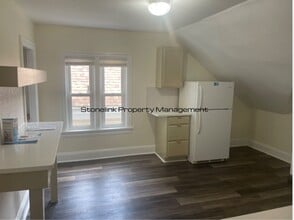 61 Douglas Ave in Providence, RI - Building Photo - Building Photo
