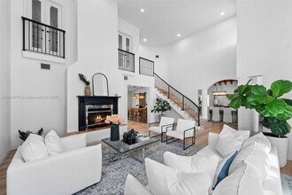 6850 Sunrise Terrace in Coral Gables, FL - Building Photo - Building Photo