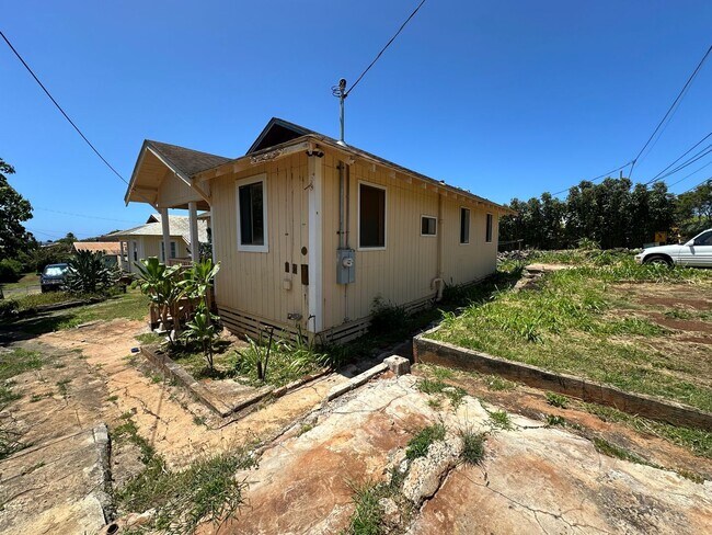 33 Poni Pl in Paia, HI - Building Photo - Building Photo