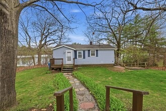 2597 Boston Rd in Wilbraham, MA - Building Photo - Building Photo