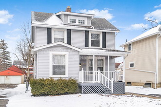 984 Euclaire Ave in Columbus, OH - Building Photo - Building Photo