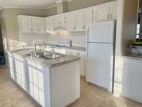 119 Riverfield Dr in Statesville, NC - Foto de edificio - Building Photo