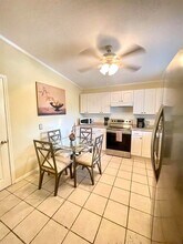 406 Longshadow Rd in Laredo, TX - Foto de edificio - Building Photo