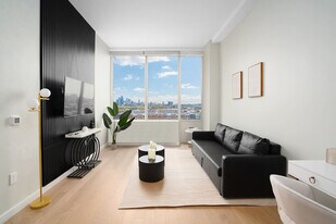 648 Jackson St in Hoboken, NJ - Building Photo