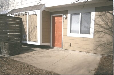 Boyson Row Townhomes in Hiawatha, IA - Building Photo - Building Photo